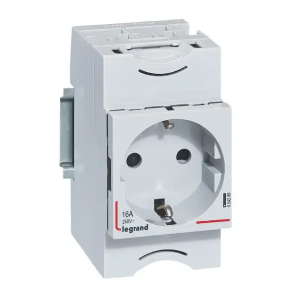 Zásuvka - 10/16A - 250V~ - 2P+T - s clonkou s referencí 004285 od značky LEGRAND