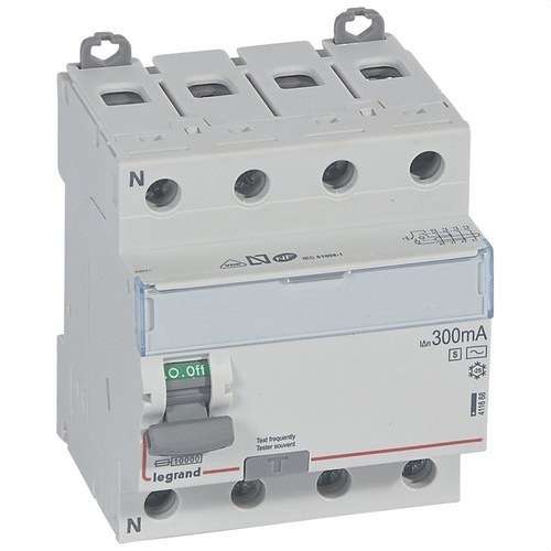 Diferenciál DX³ 4P 400V 40A Křivka AC 300mA 4 moduly s referencí 411668 od značky LEGRAND